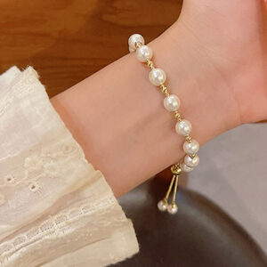 Vintage INS-Style Pearl Bracelet - Elegant, Versatile Pull-String Beaded Jewelry