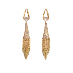 Elegant dazzling and fashionable luxurious tassel earrings